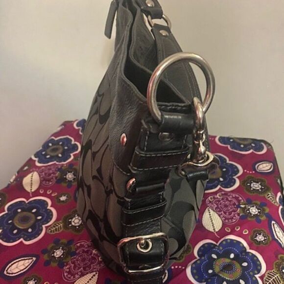 Coach 12874 Gray/Black Signature Logo Zoe Canvas and Leather Hobo shoulder bag - Picture 3 of 10